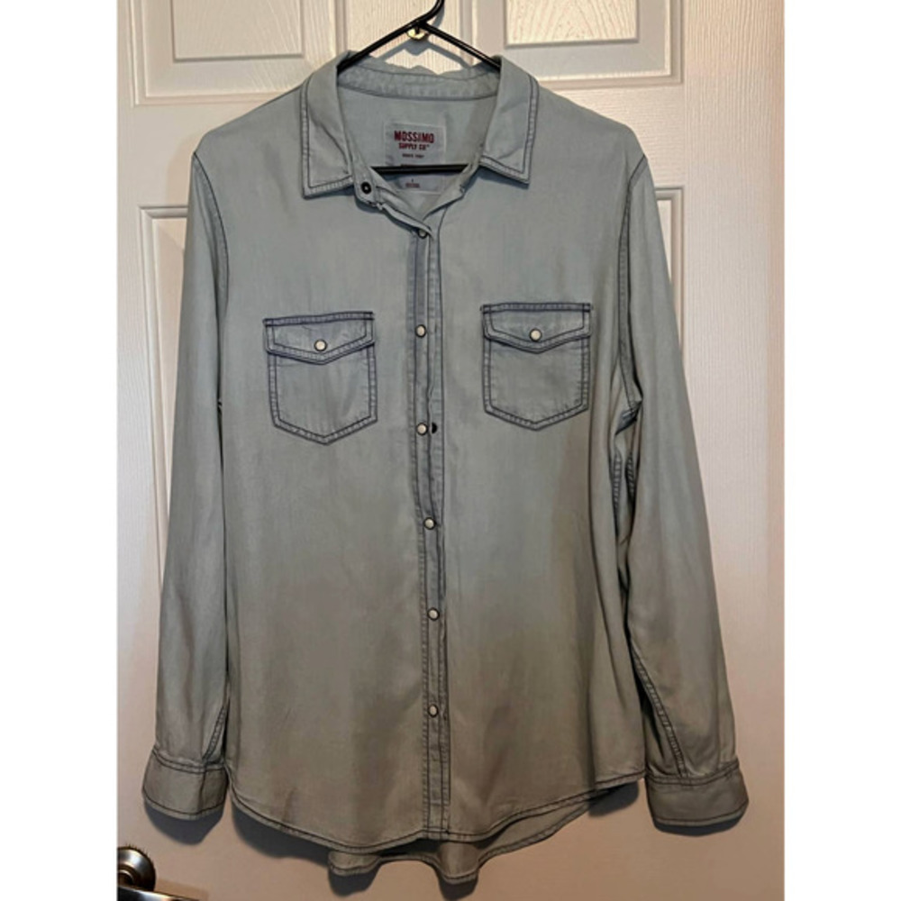 Mossimo Supply Co. Boyfriend Fit Women's Size L 28" Long x 22" Pit to Pit x 21"